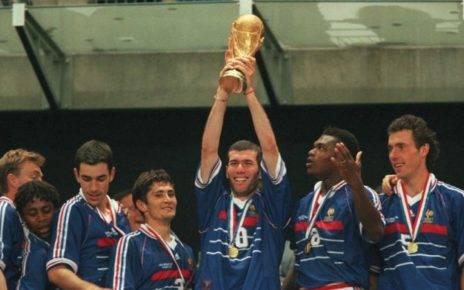 French Football Fans Rejoiced Again After 20 Years With World Cup Champion Trophy 2