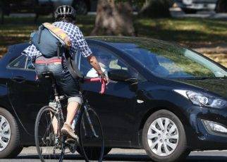 War Between Cyclists and Motorists 1