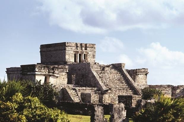 A tour guide to Mayan Ruins of Tulum in Mexico 1