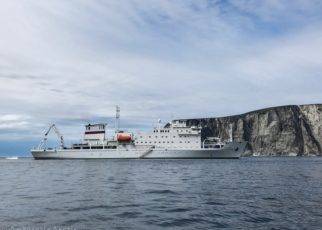 Cruise Travel on Baffin Island