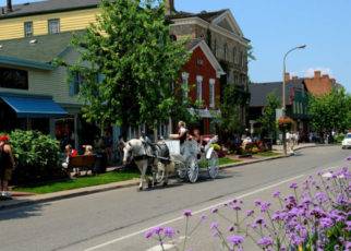 Niagra on the Lake: Spas, Shops, Fine Wines