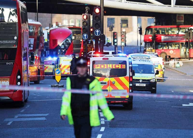 BREAKING: Stabbing left several injured near London Bridge, suspect shot dead