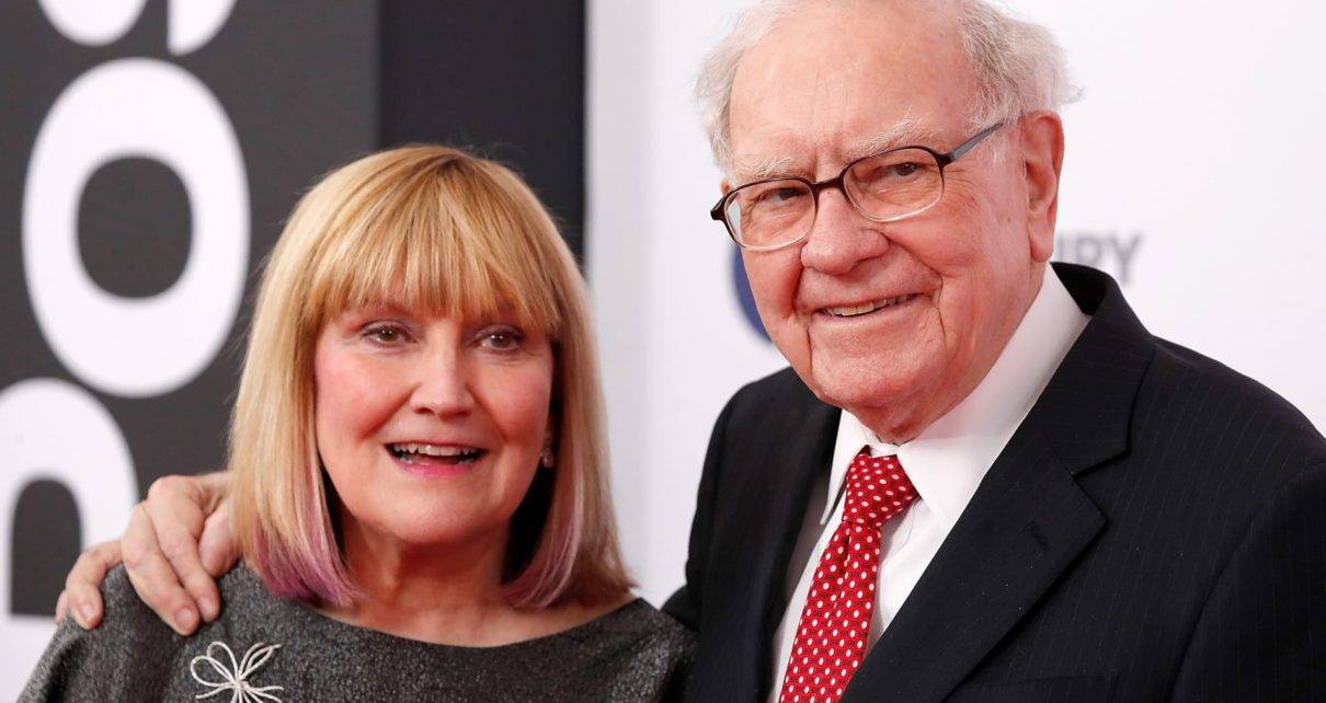 Daughter of Billionaire Warren Buffet exposed to Coronavirus 10