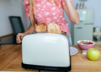 How to Clean a Toaster? - Complete Guide 1