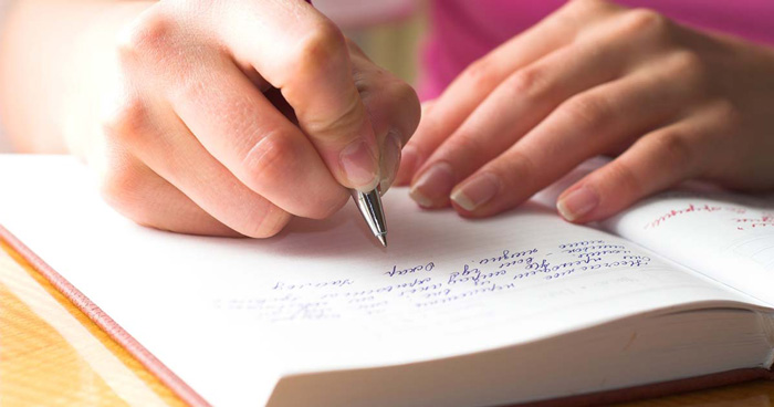 How Writing Down Your Day Can Help You Start Afresh